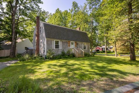 9 Deacon Road Yarmouth ME 04096