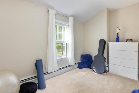 9 Deacon Road Yarmouth ME 04096