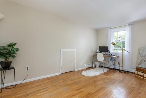 9 Deacon Road Yarmouth ME 04096