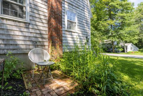 9 Deacon Road Yarmouth ME 04096
