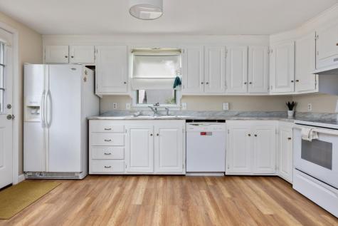 9 Deacon Road Yarmouth ME 04096