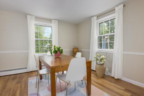 9 Deacon Road Yarmouth ME 04096