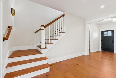 14 Zoe's Way York ME 03909