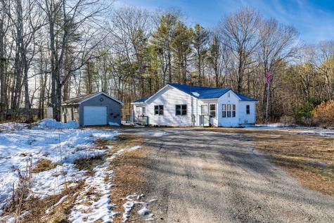 21 Sylvester Lane Readfield ME 04355