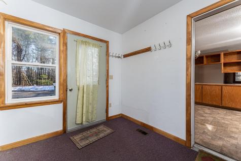 21 Sylvester Lane Readfield ME 04355