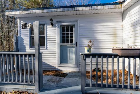 21 Sylvester Lane Readfield ME 04355