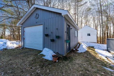 21 Sylvester Lane Readfield ME 04355