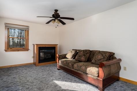 21 Sylvester Lane Readfield ME 04355