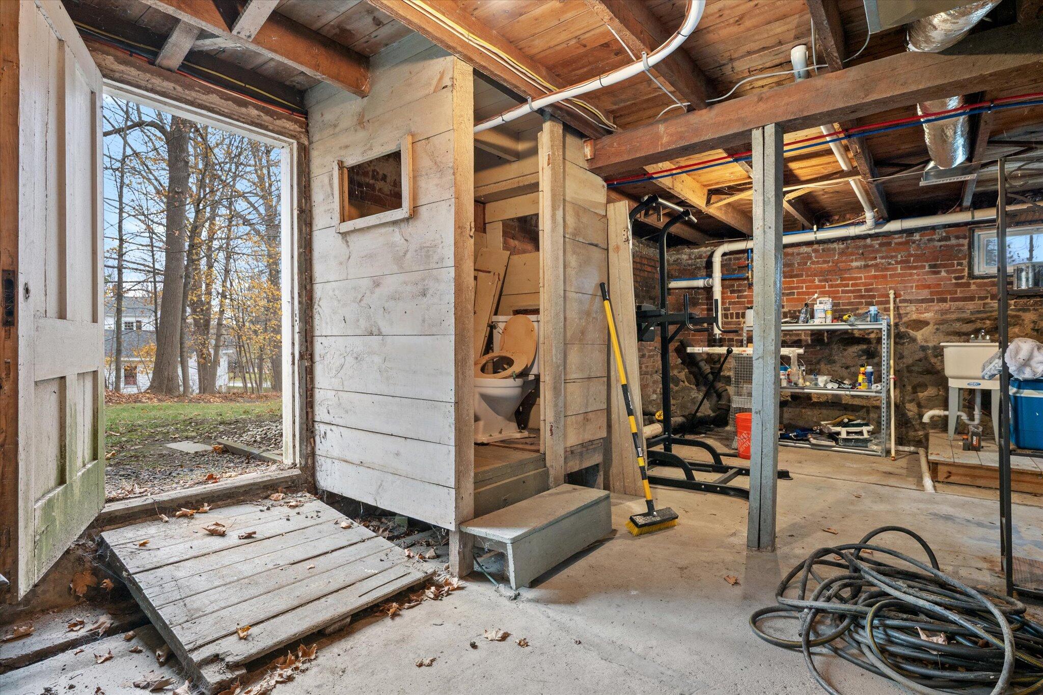 219 Brunswick Avenue Gardiner ME 04345