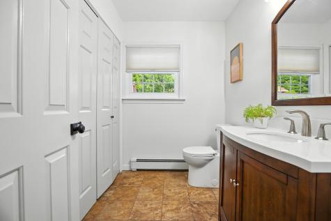 19 Kensington Terrace Lewiston ME 04240