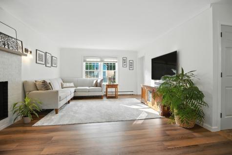 19 Kensington Terrace Lewiston ME 04240