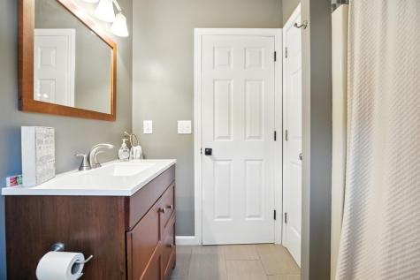 19 Kensington Terrace Lewiston ME 04240