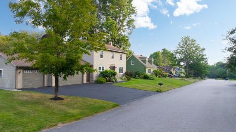 19 Kensington Terrace Lewiston ME 04240