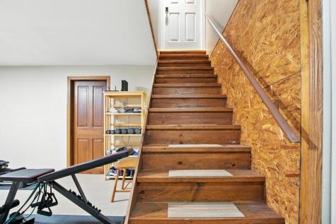 19 Kensington Terrace Lewiston ME 04240