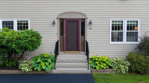 19 Kensington Terrace Lewiston ME 04240