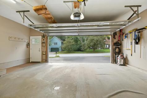 19 Kensington Terrace Lewiston ME 04240