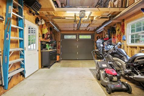 19 Kensington Terrace Lewiston ME 04240