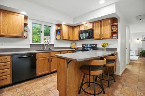 19 Kensington Terrace Lewiston ME 04240