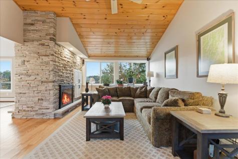 63 Maple Ridge Drive Monmouth ME 04259