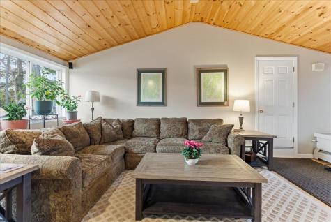 63 Maple Ridge Drive Monmouth ME 04259