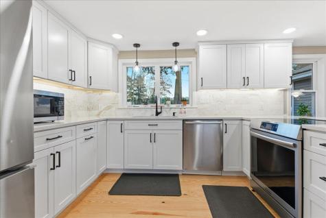 63 Maple Ridge Drive Monmouth ME 04259