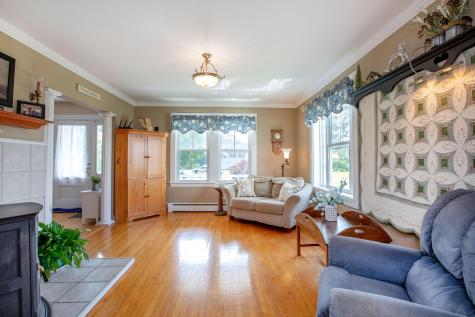 62 Grey Road Greene ME 04236