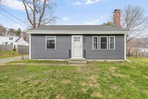 28 Farwell Avenue Cumberland ME 04021