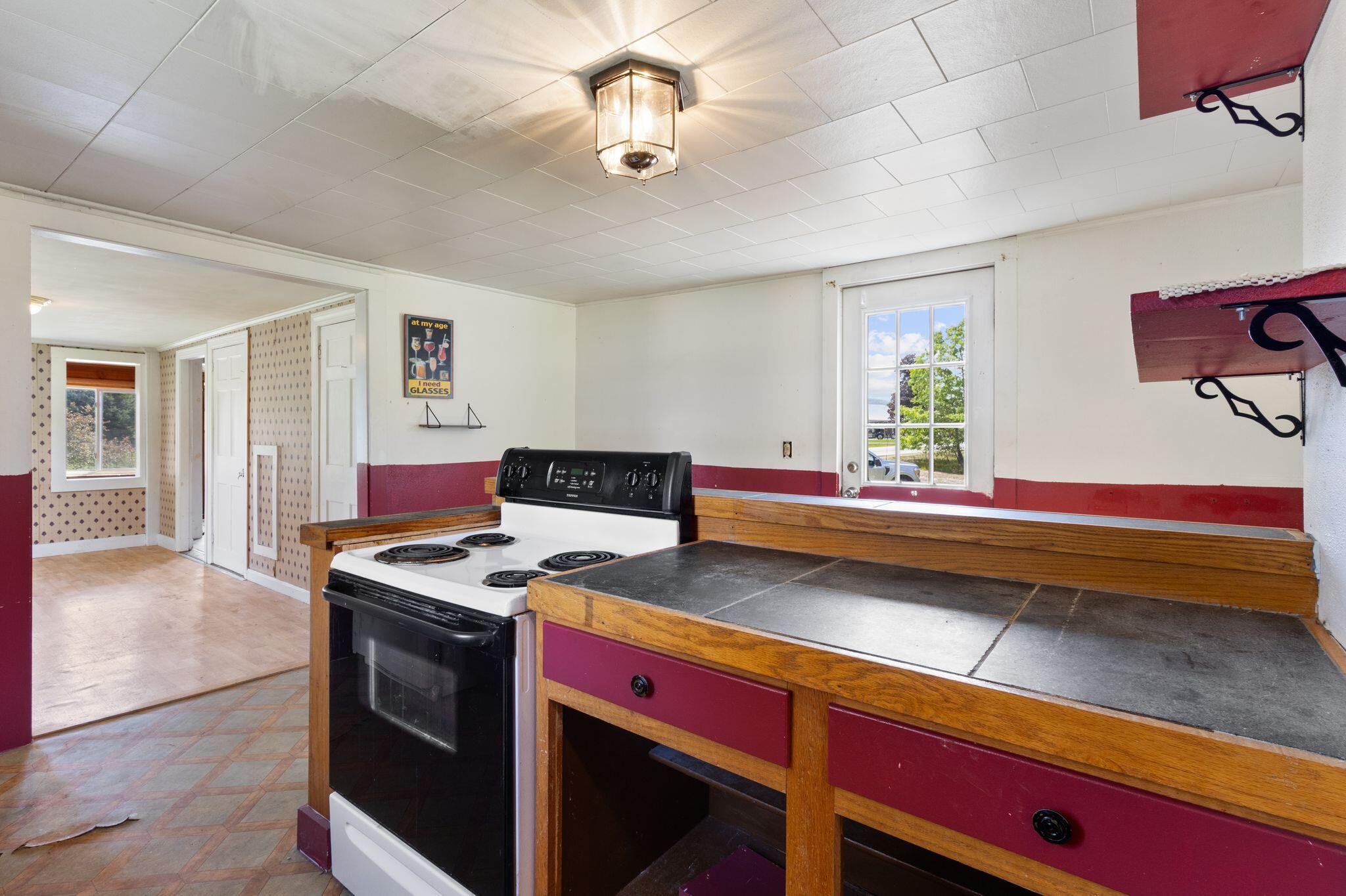 569 Ossipee Trail Porter ME 04068