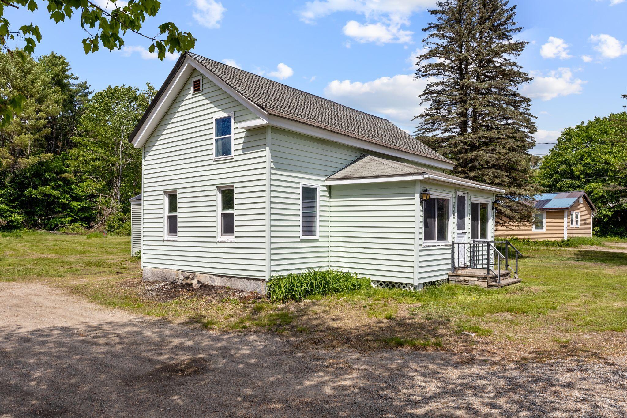 569 Ossipee Trail Porter ME 04068