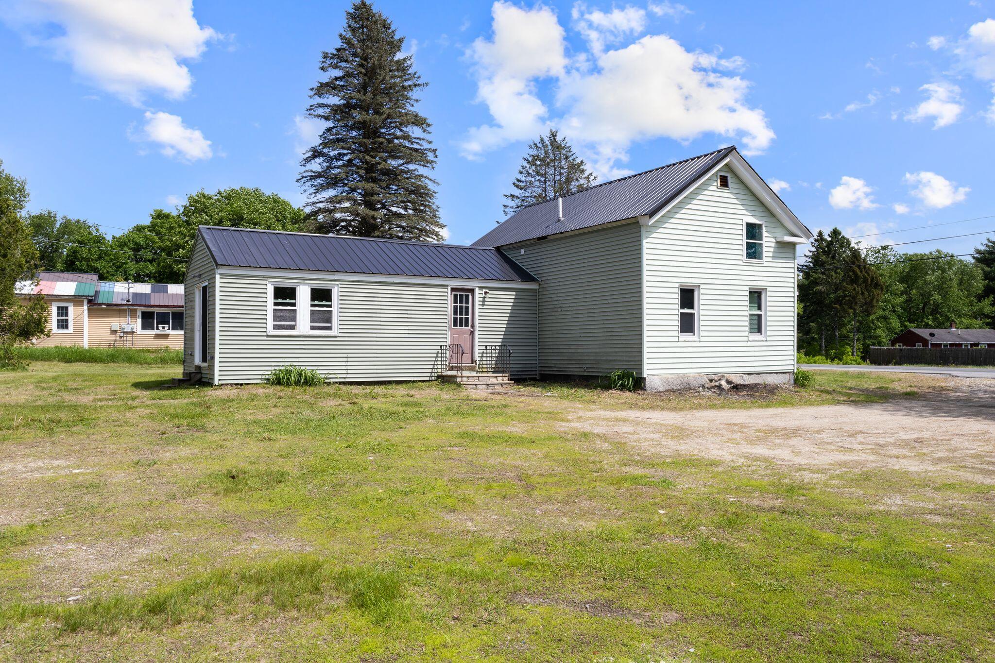 569 Ossipee Trail Porter ME 04068
