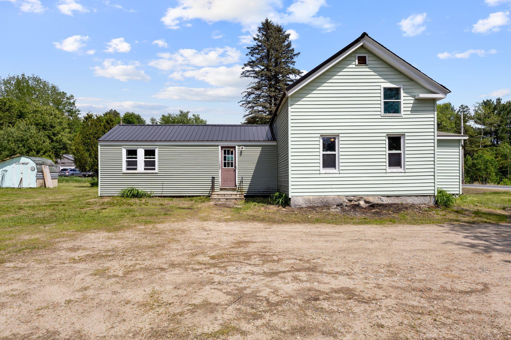 569 Ossipee Trail Porter ME 04068