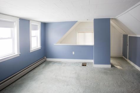 758 Kenduskeag Avenue Bangor ME 04401