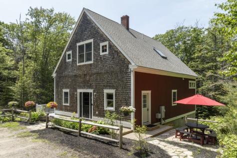 41 Hutchinson Drive Boothbay Harbor ME 04538