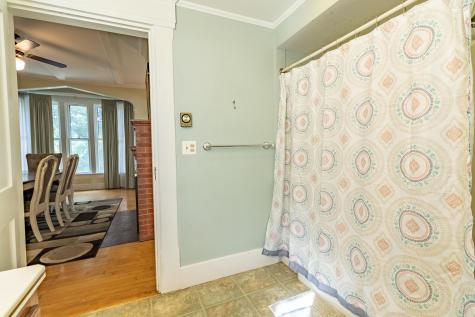 7 Lake Street Auburn ME 04210