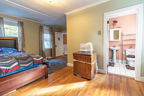 7 Lake Street Auburn ME 04210