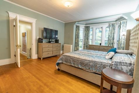 7 Lake Street Auburn ME 04210