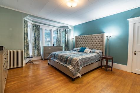 7 Lake Street Auburn ME 04210
