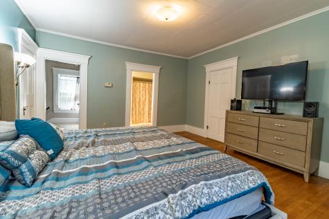 7 Lake Street Auburn ME 04210