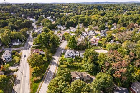 7 Lake Street Auburn ME 04210