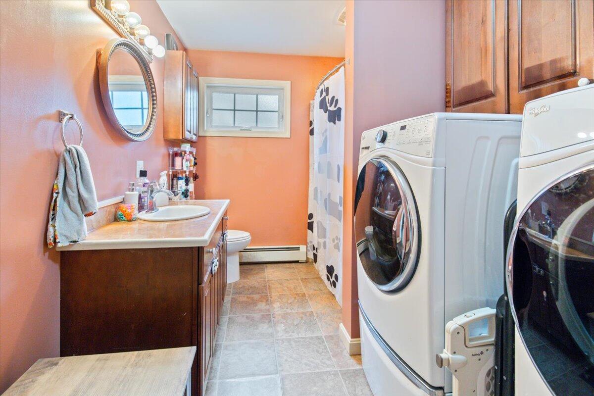 7 Farwell Street Lisbon ME 04250