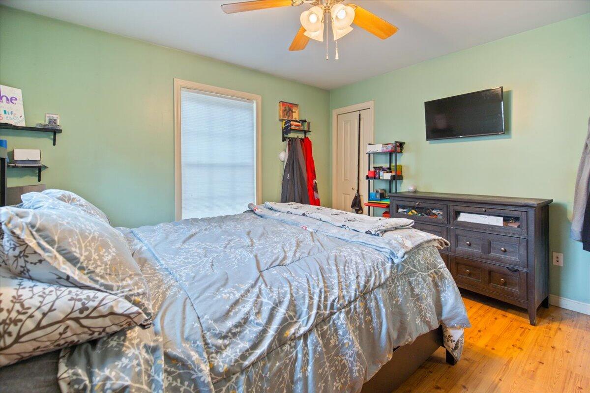 7 Farwell Street Lisbon ME 04250