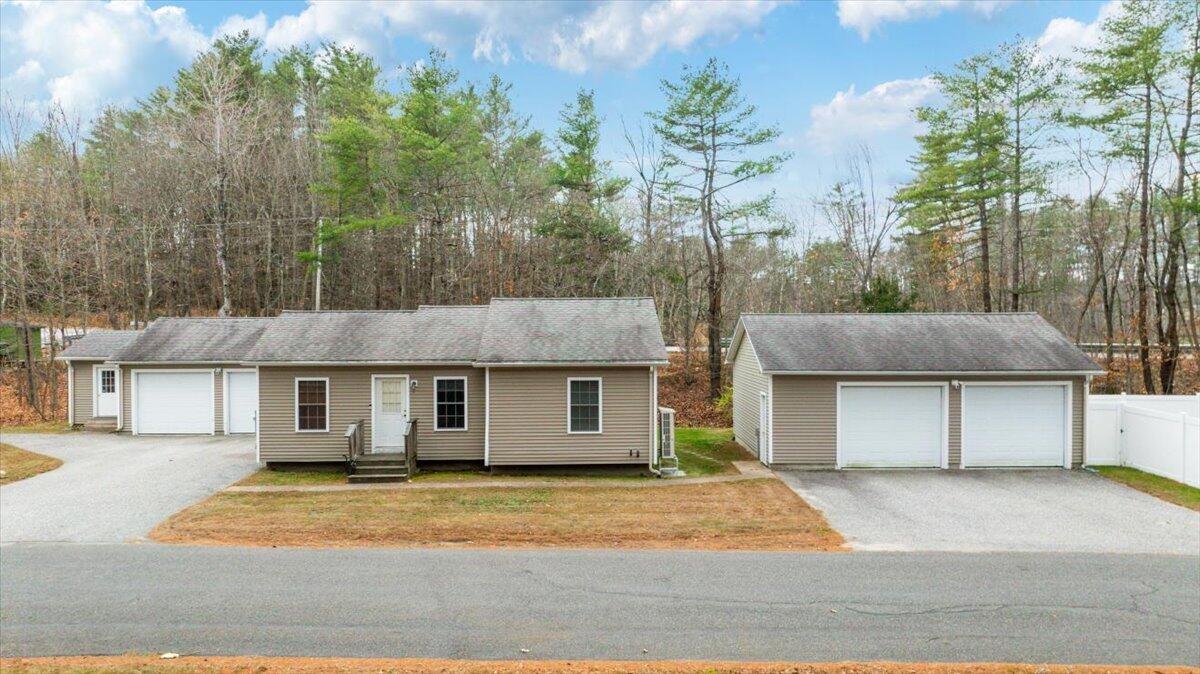 7 Farwell Street Lisbon ME 04250