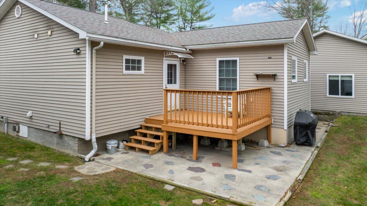 7 Farwell Street Lisbon ME 04250