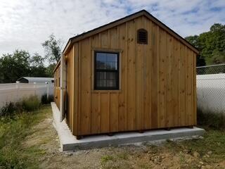 144 Middle Road Edgecomb ME 04556