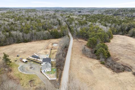 144 Middle Road Edgecomb ME 04556