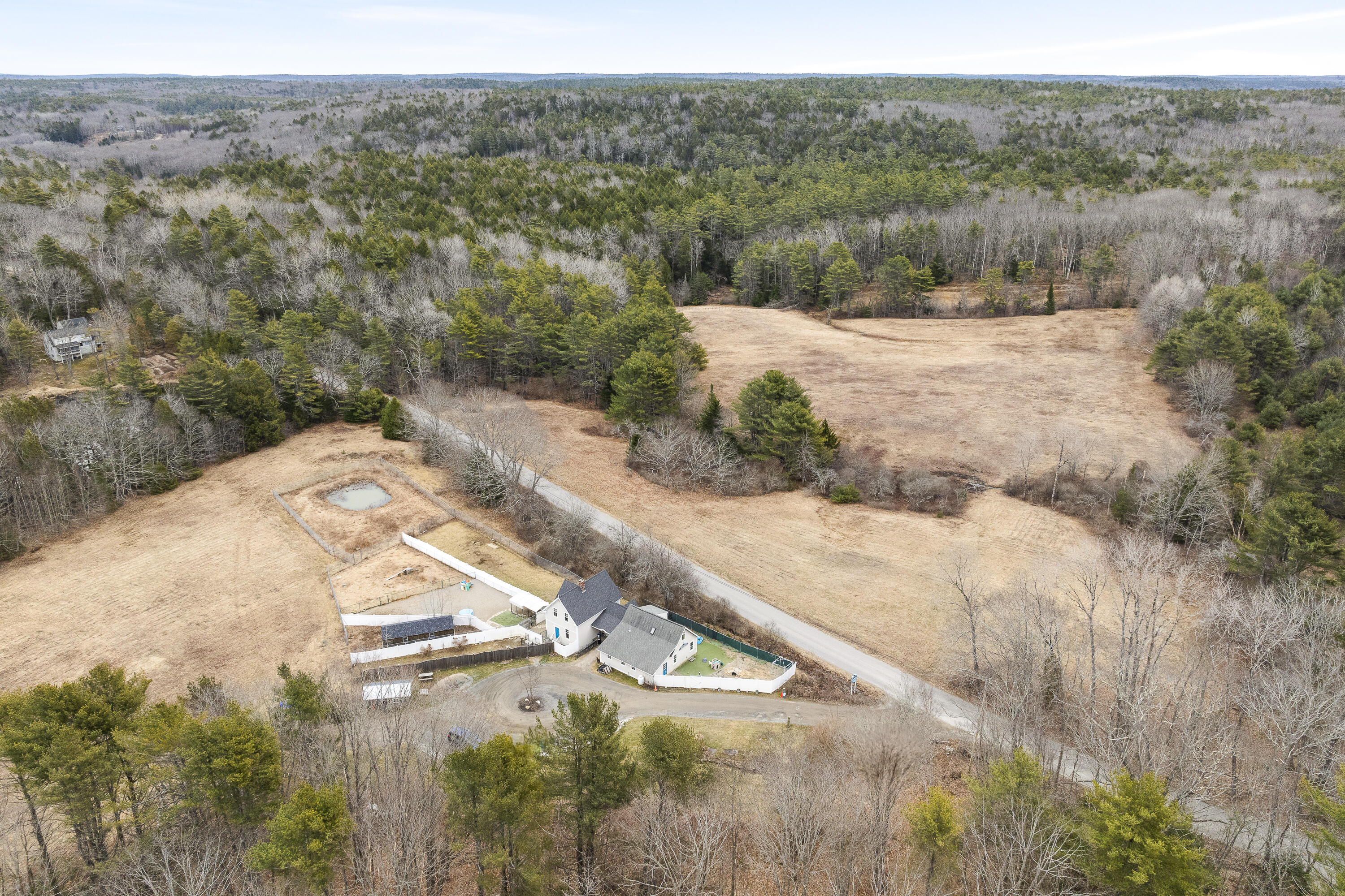 144 Middle Road Edgecomb ME 04556