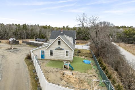144 Middle Road Edgecomb ME 04556