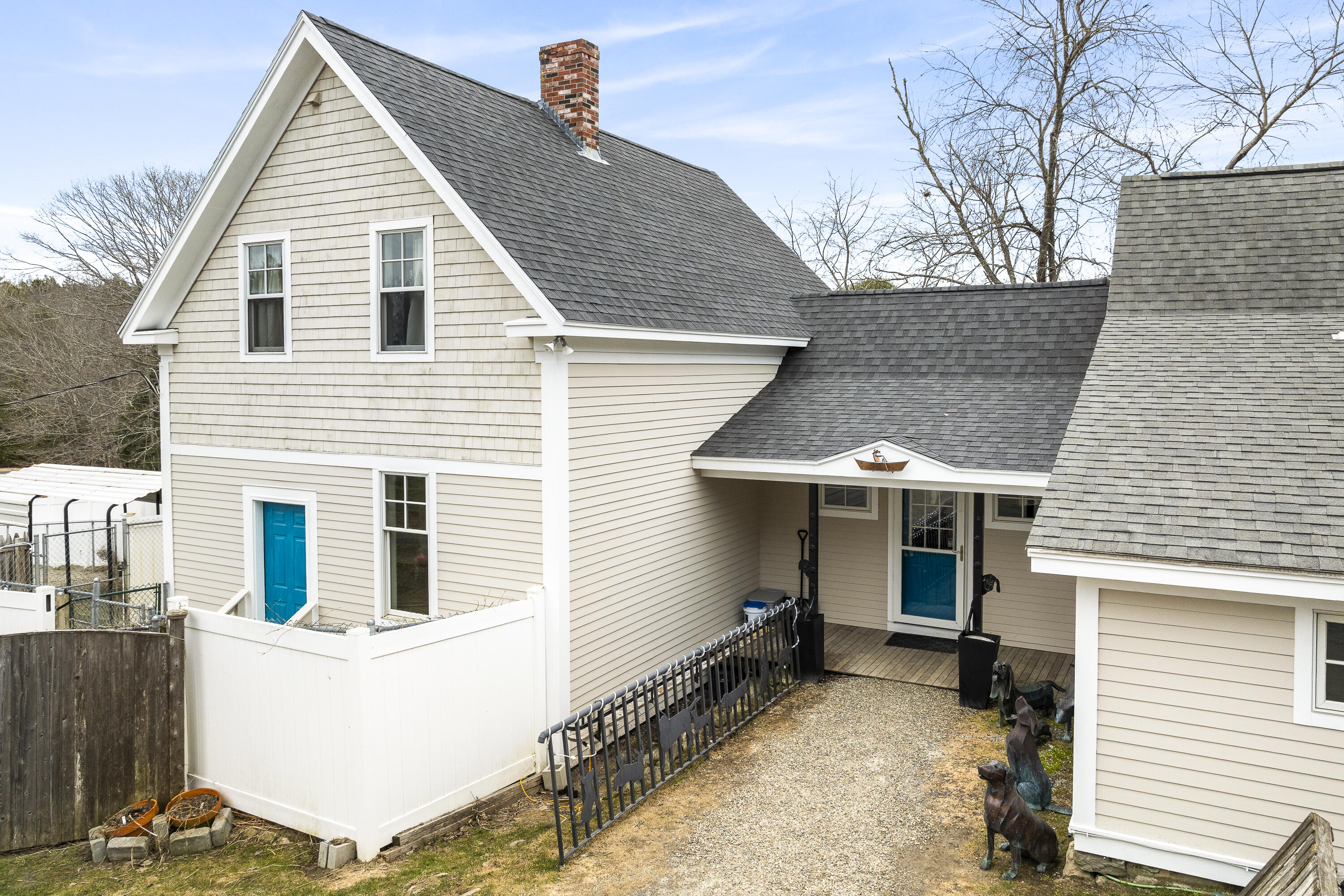 144 Middle Road Edgecomb ME 04556