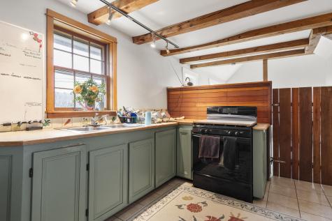 144 Middle Road Edgecomb ME 04556