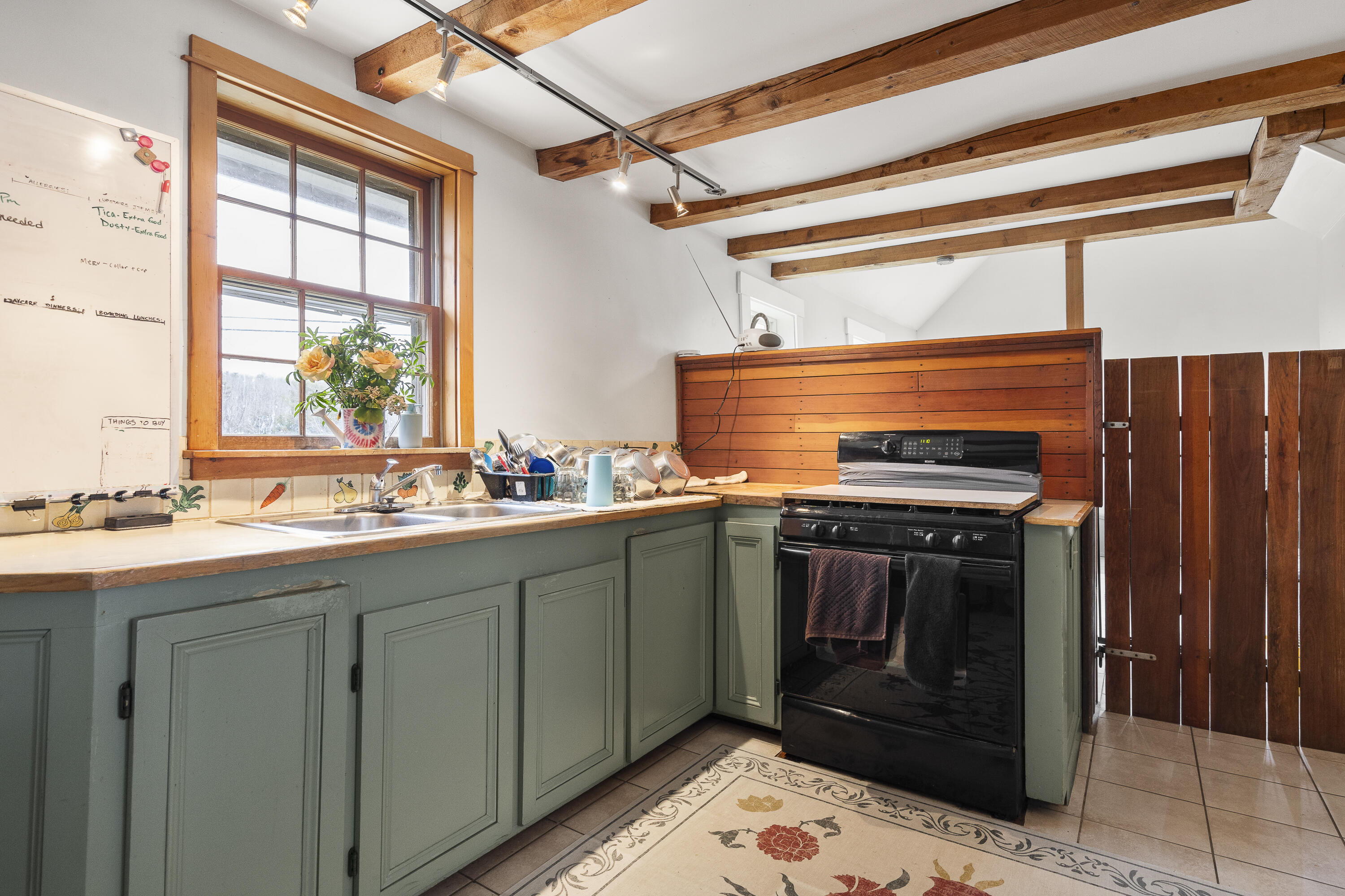 144 Middle Road Edgecomb ME 04556